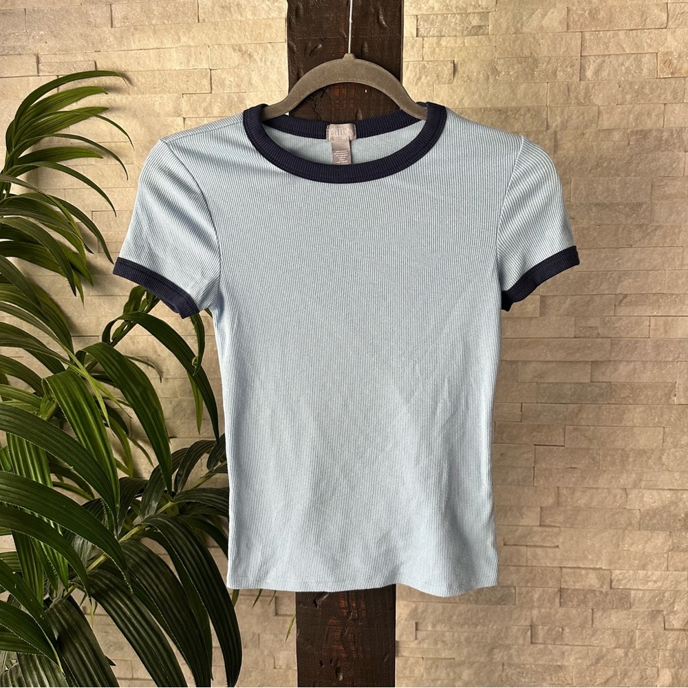 Tilly’s Blue on Blue Contrast Blue Babydoll Tee Shirt Size Small